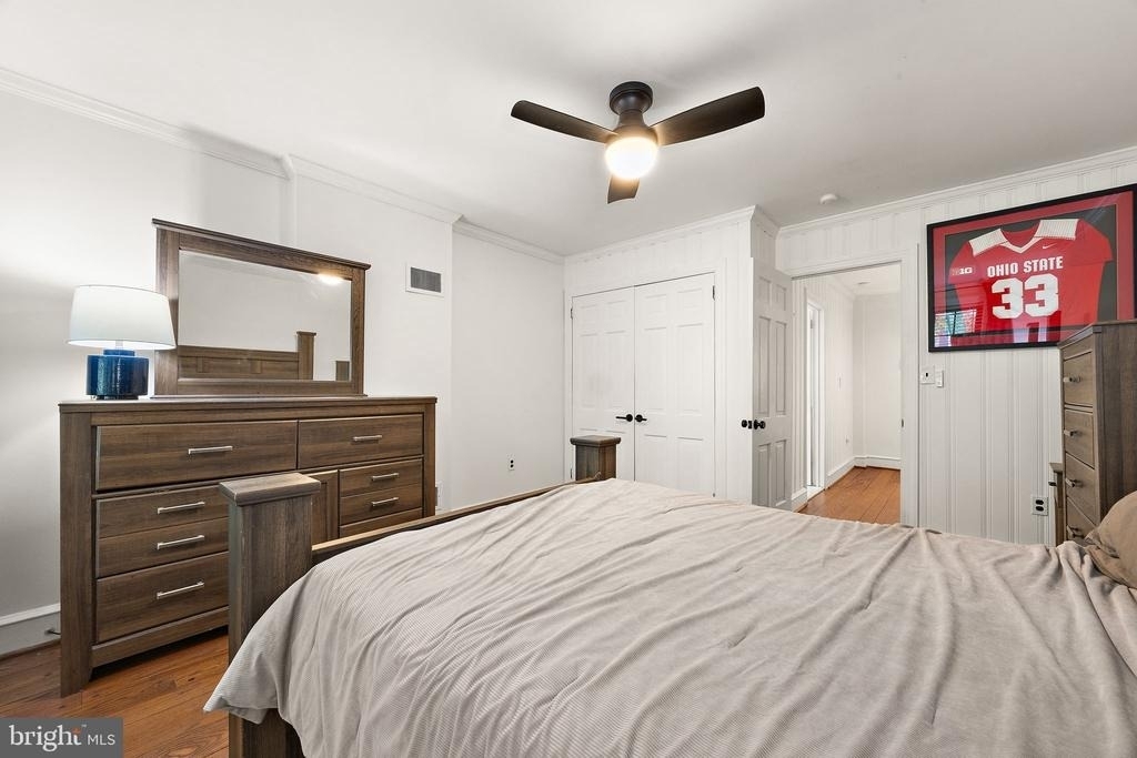 925 Lovering Avenue - Photo 13
