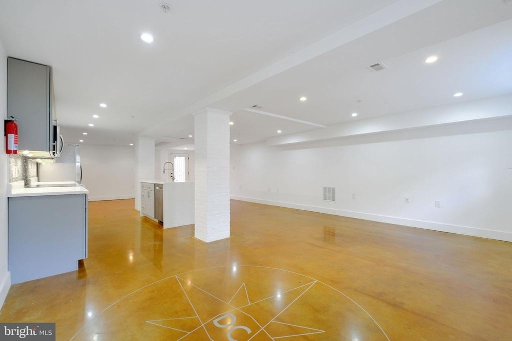 1239 Simms Place Ne - Photo 4