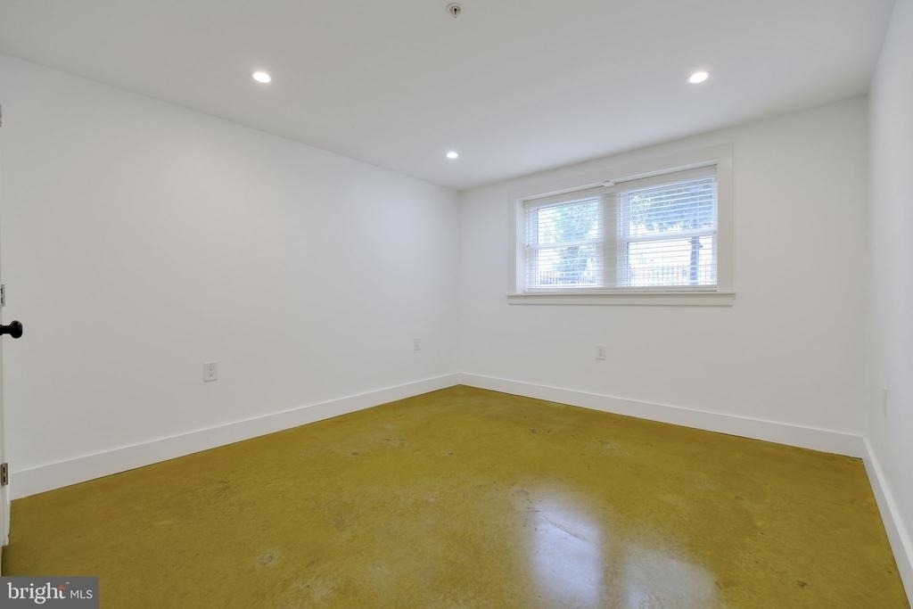 1239 Simms Place Ne - Photo 13