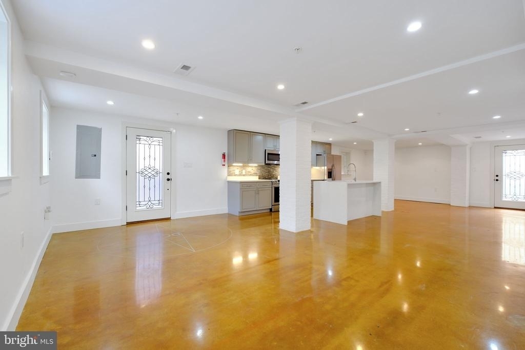 1239 Simms Place Ne - Photo 2