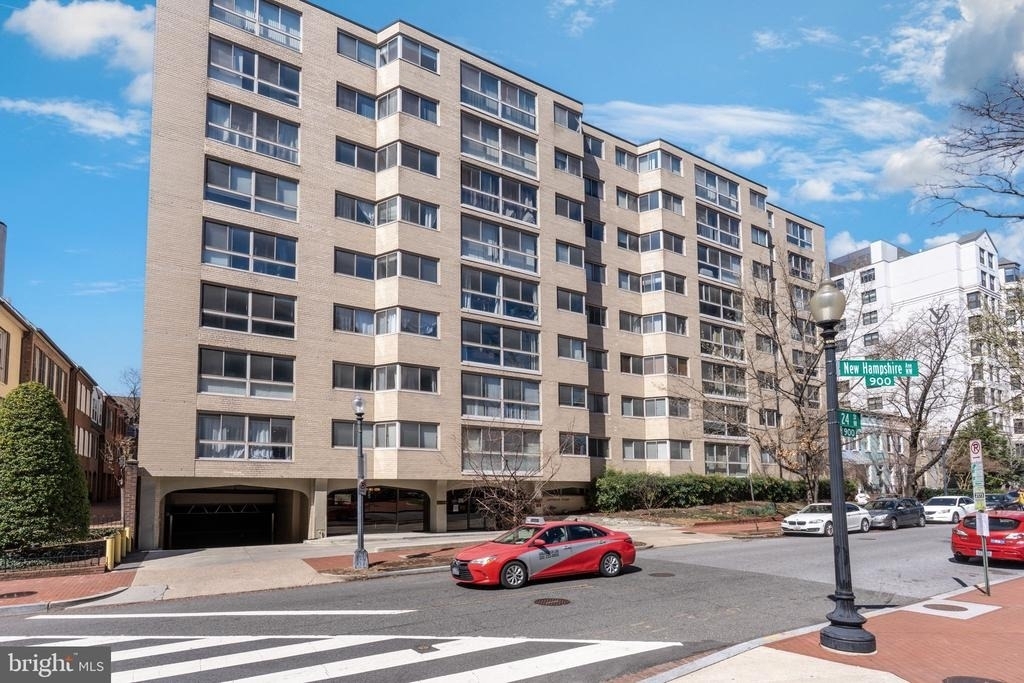 922 24th Street Nw - Photo 0