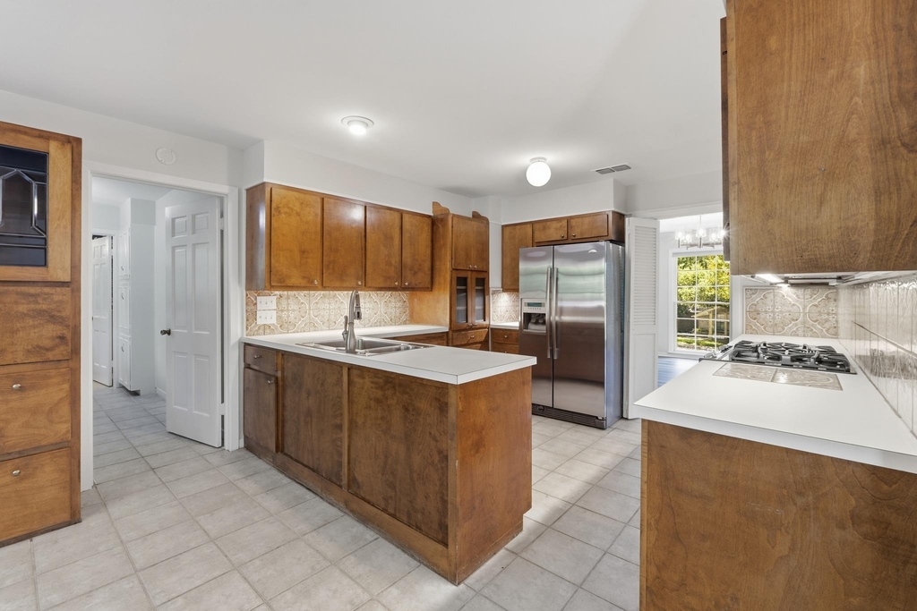 2802 Pecos St - Photo 4