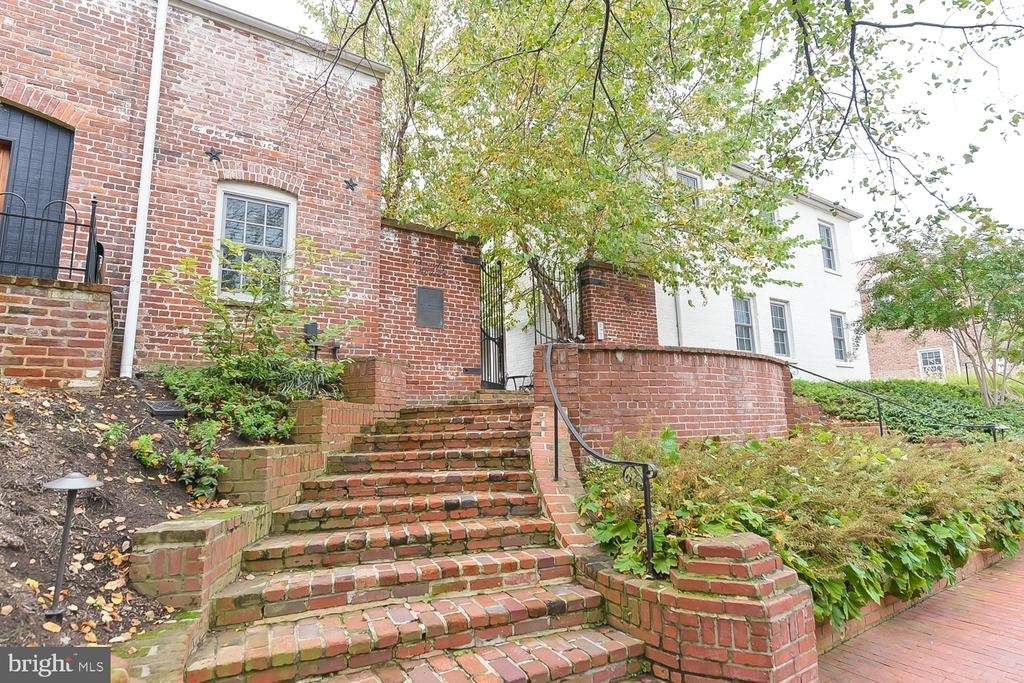 628 S Carolina Avenue Se - Photo 36