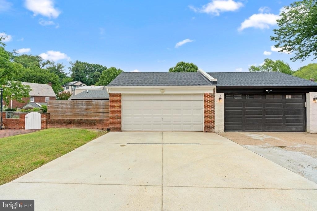 3418 Pennsylvania Avenue Se - Photo 41
