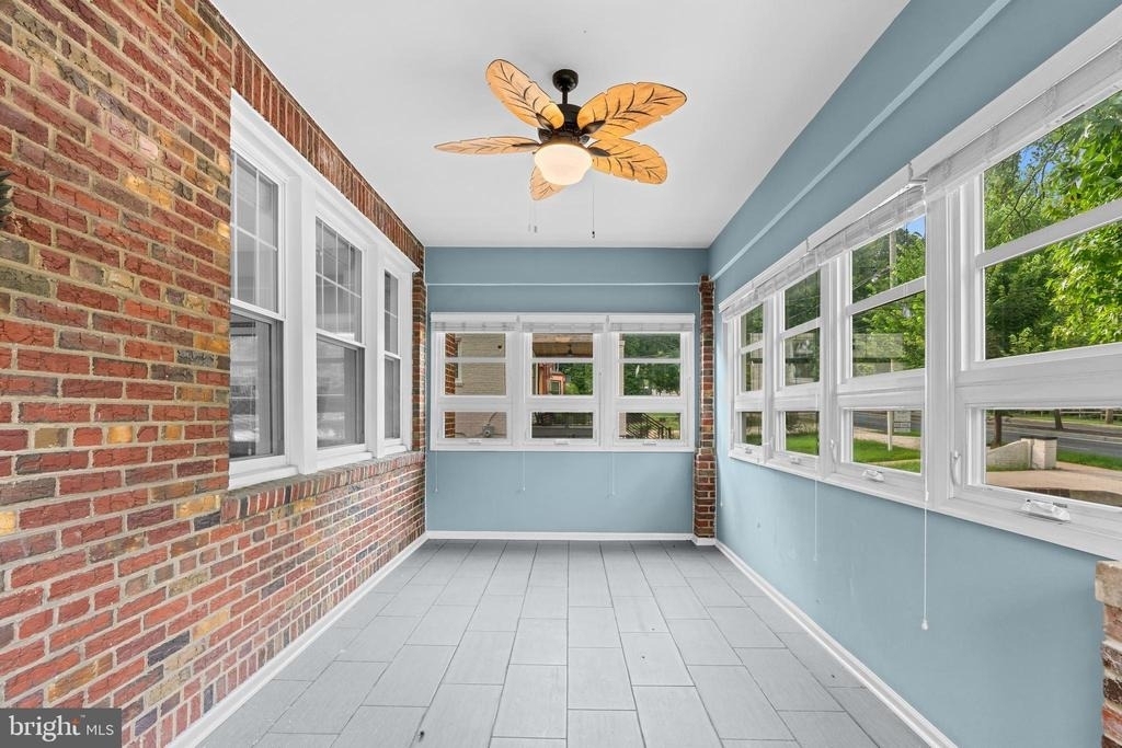 3418 Pennsylvania Avenue Se - Photo 11