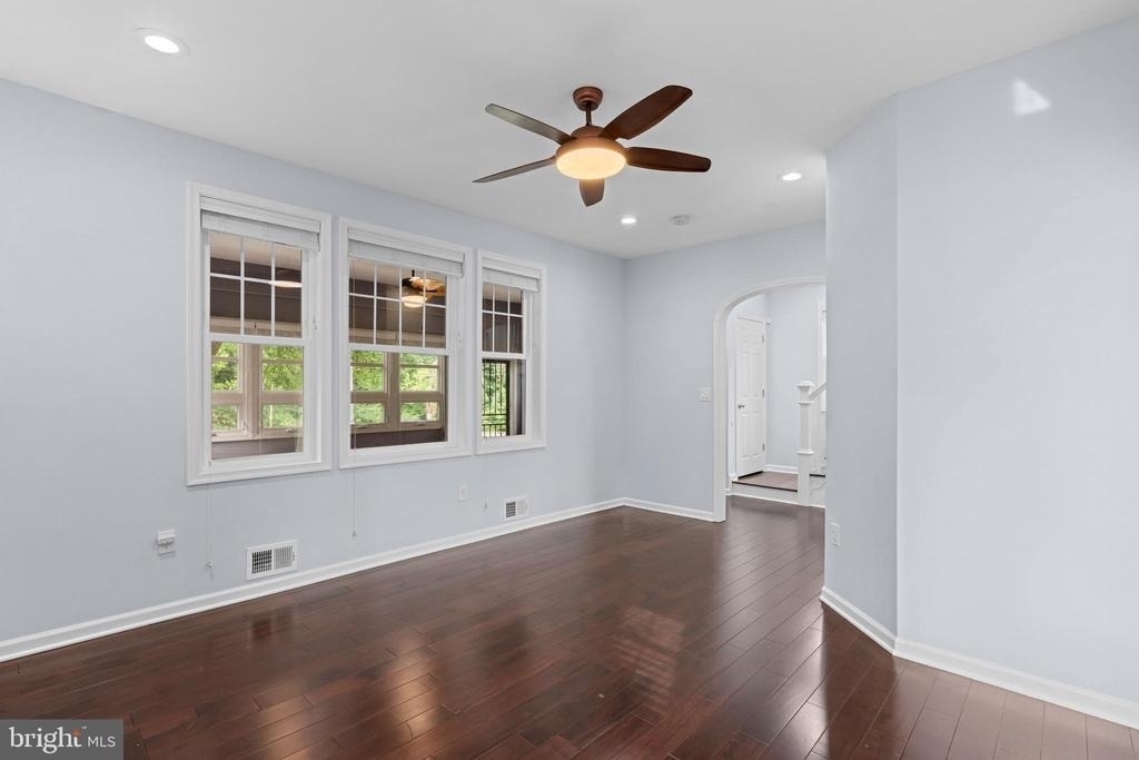 3418 Pennsylvania Avenue Se - Photo 18