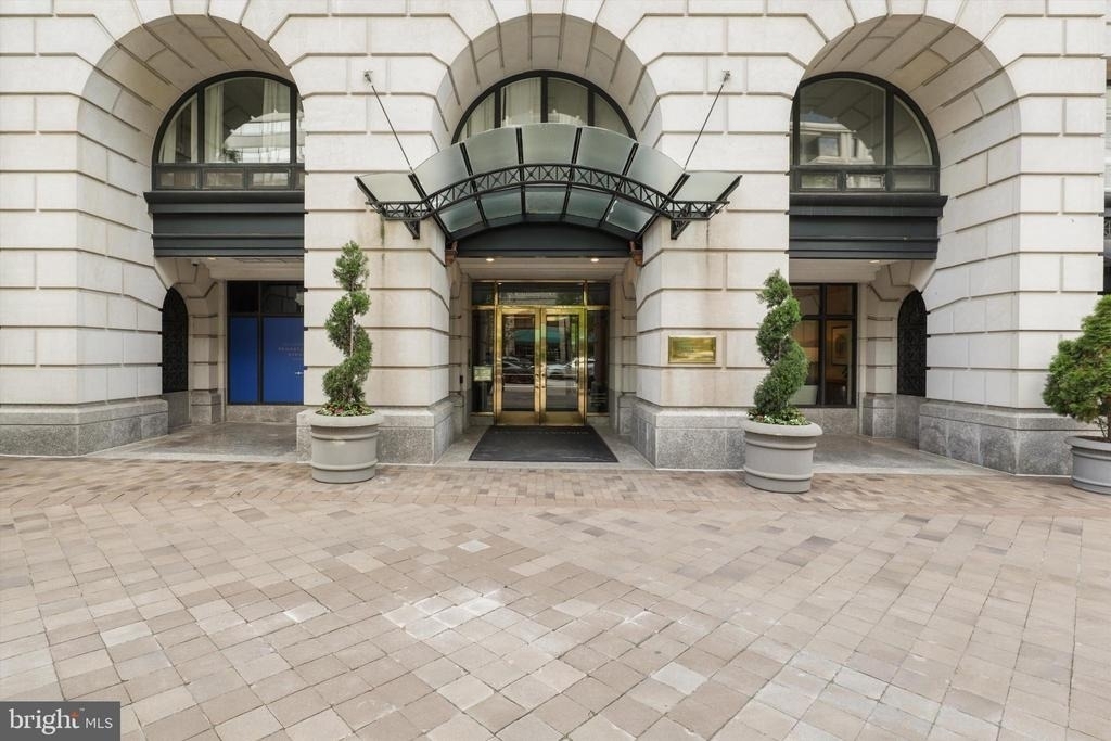 601 Pennsylvania Avenue Nw - Photo 0