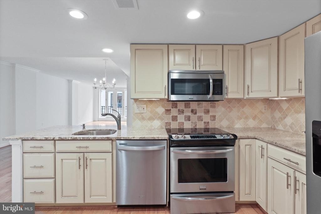 601 Pennsylvania Avenue Nw - Photo 8