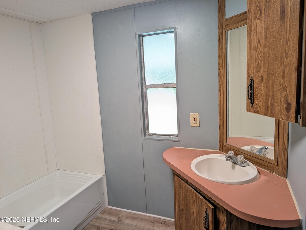 220 Guy Avenue - Photo 13