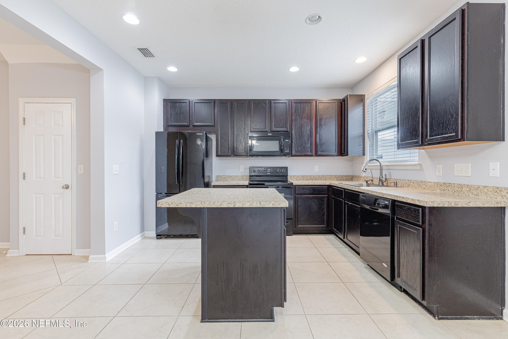 607 Reese Avenue - Photo 9