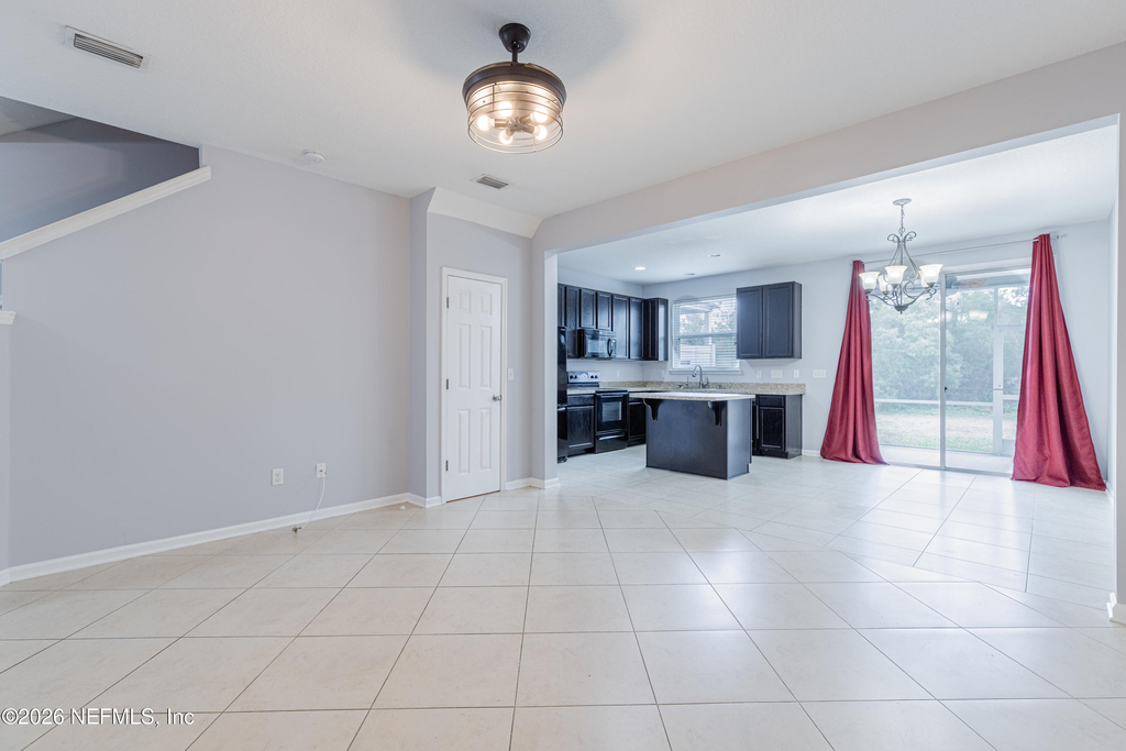607 Reese Avenue - Photo 6