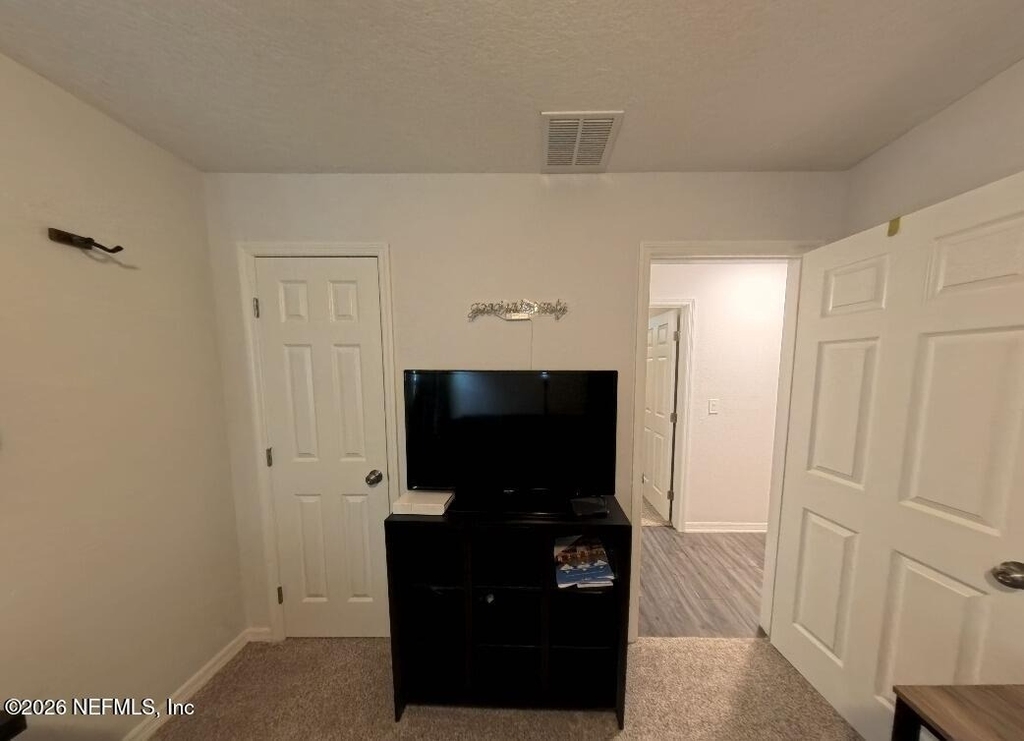 8352 Hewitt Street - Photo 10