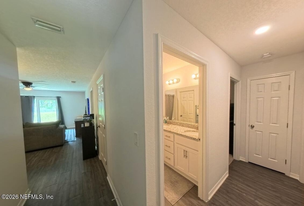 8352 Hewitt Street - Photo 6