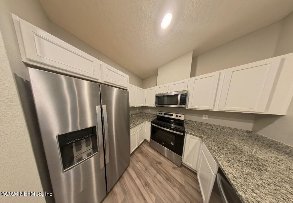 148 Great Star Court - Photo 2