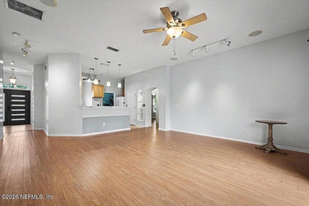 711 Sid Drive - Photo 5