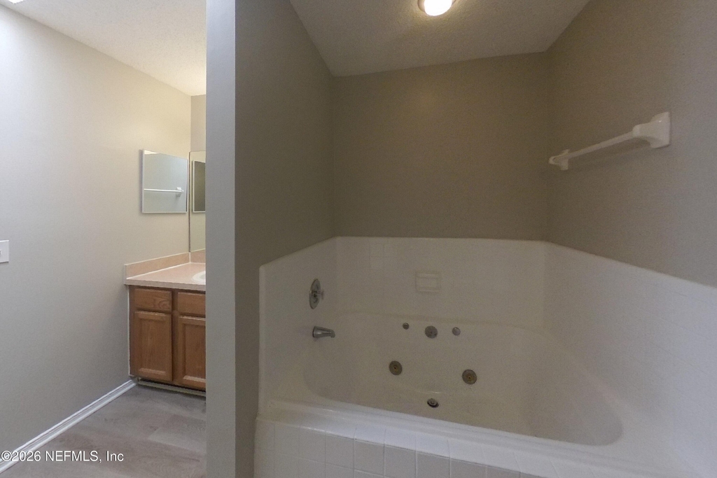 606 Radnor Lane - Photo 6
