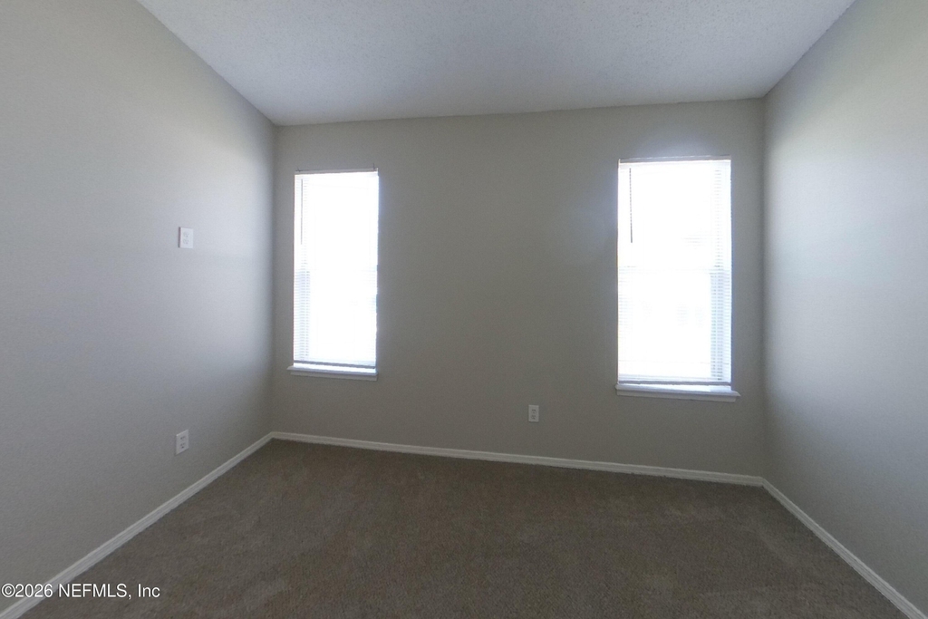 606 Radnor Lane - Photo 5