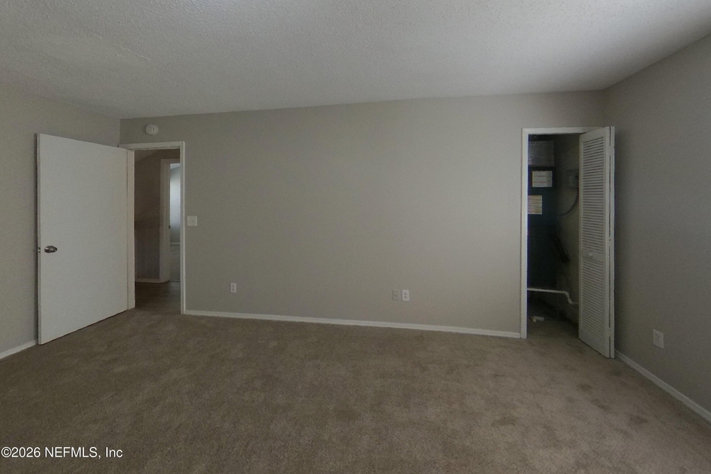 606 Radnor Lane - Photo 11