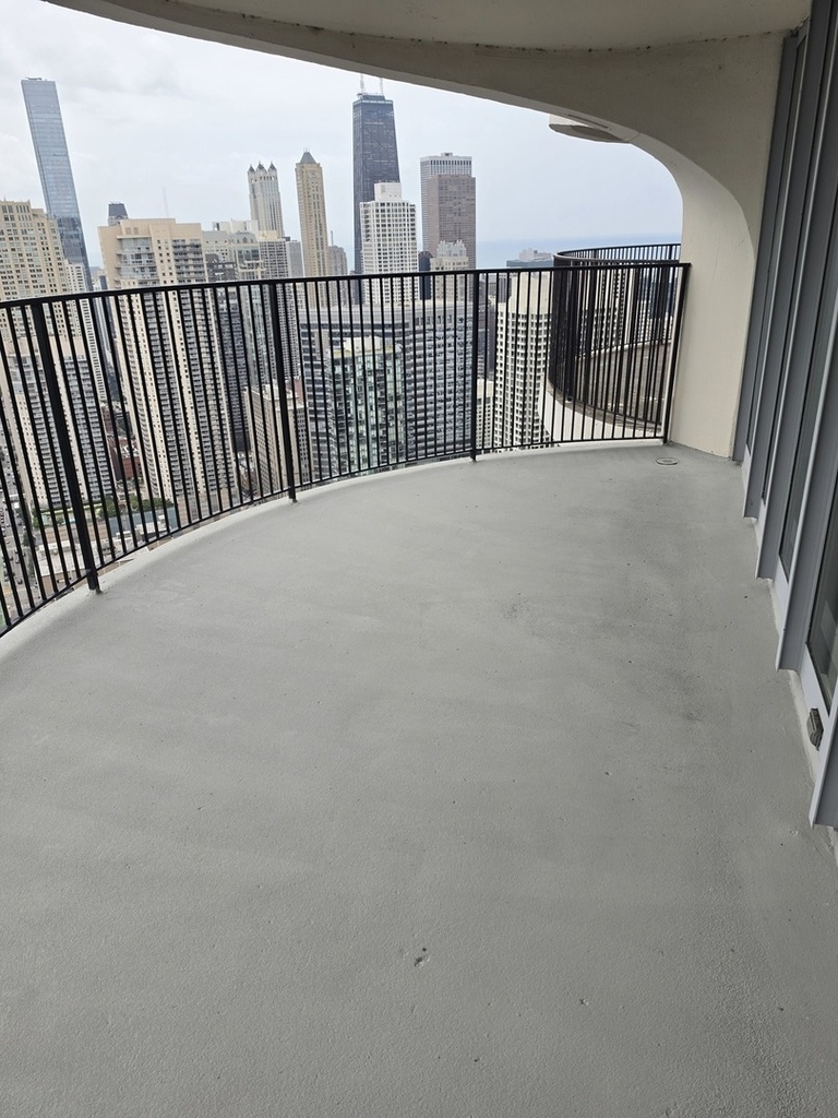 300 N State Street - Photo 11
