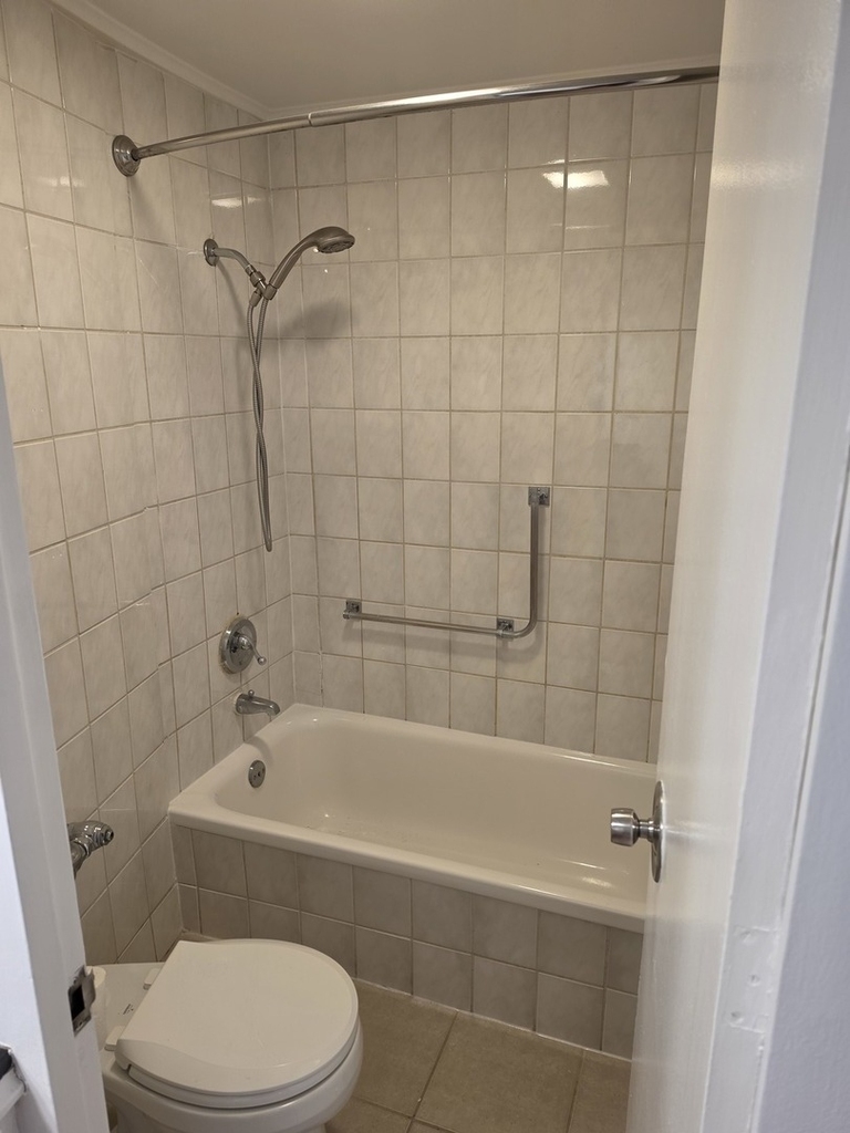 300 N State Street - Photo 7