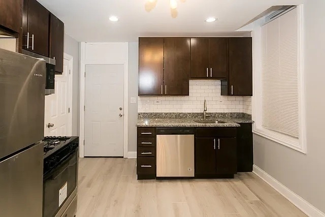 834 N Mozart Street - Photo 3