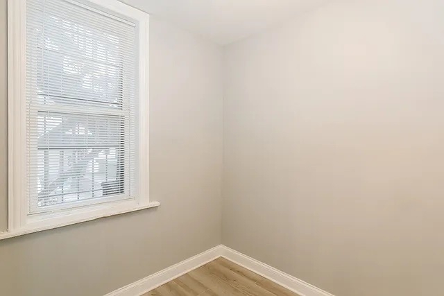 834 N Mozart Street - Photo 5