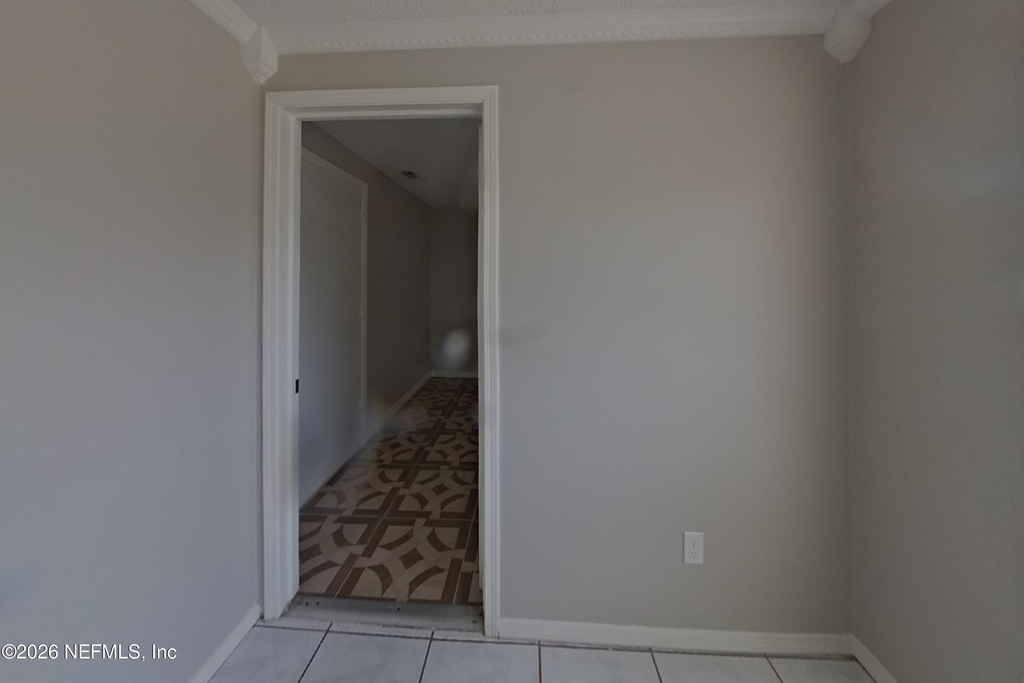 8252 Yolanda Court - Photo 5