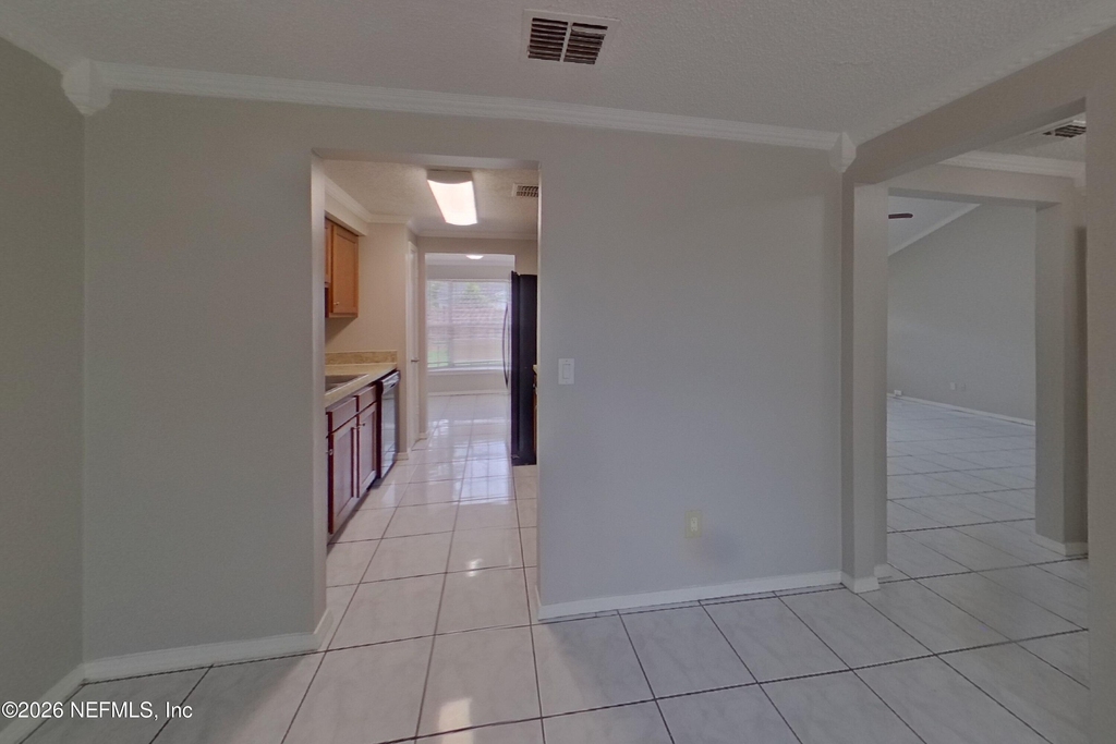 8252 Yolanda Court - Photo 3