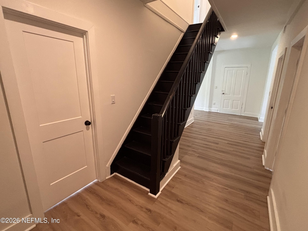 30 Sanford Street - Photo 2