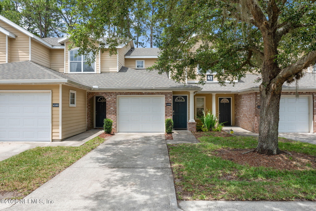 10200 Belle Rive Boulevard - Photo 0