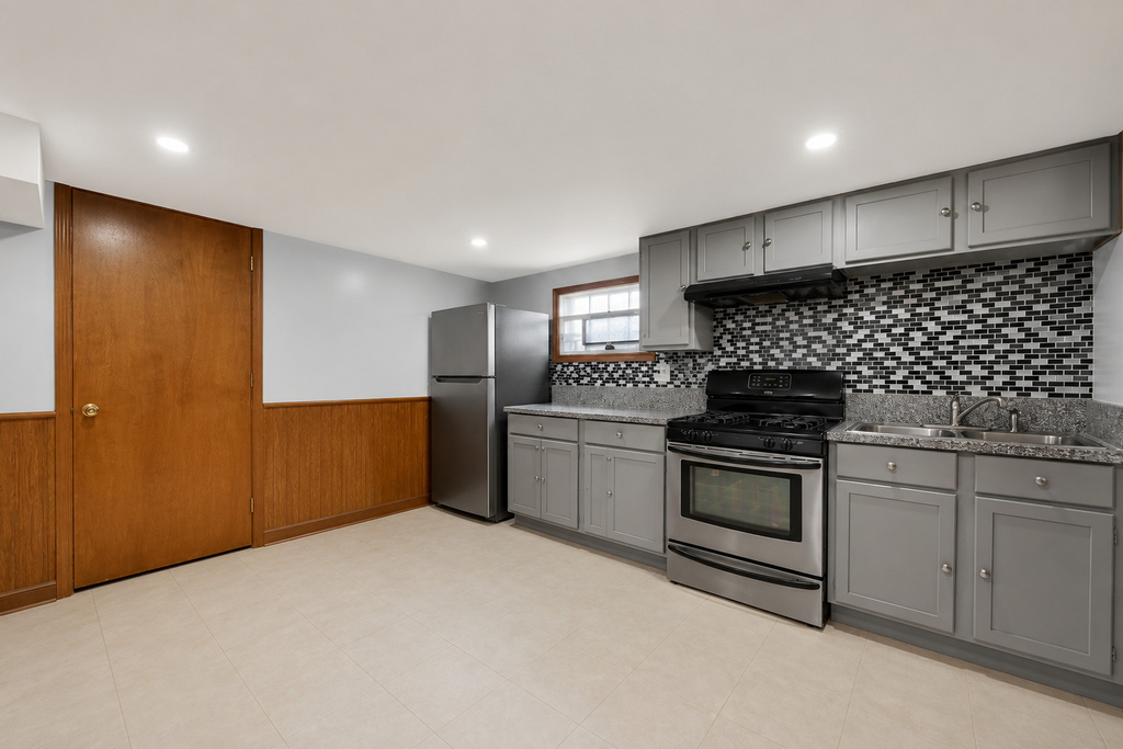 6452 S Knox Avenue - Photo 10