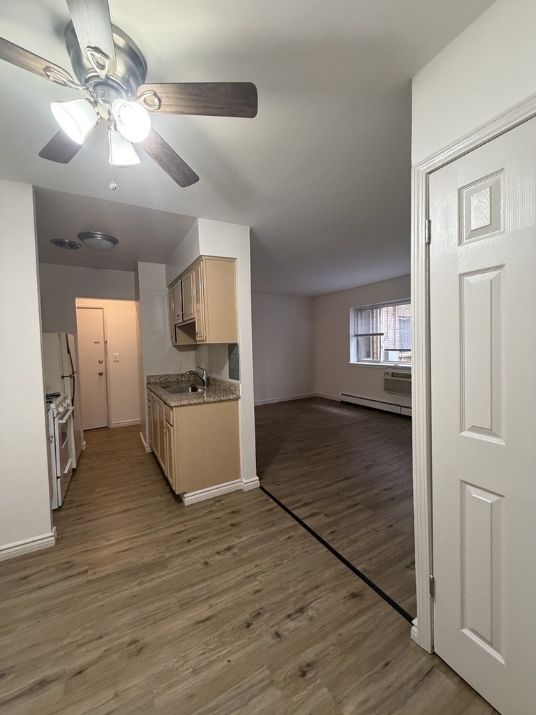 5730 N Sheridan Road - Photo 4