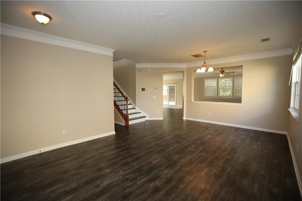 173 Parkmont Court - Photo 5