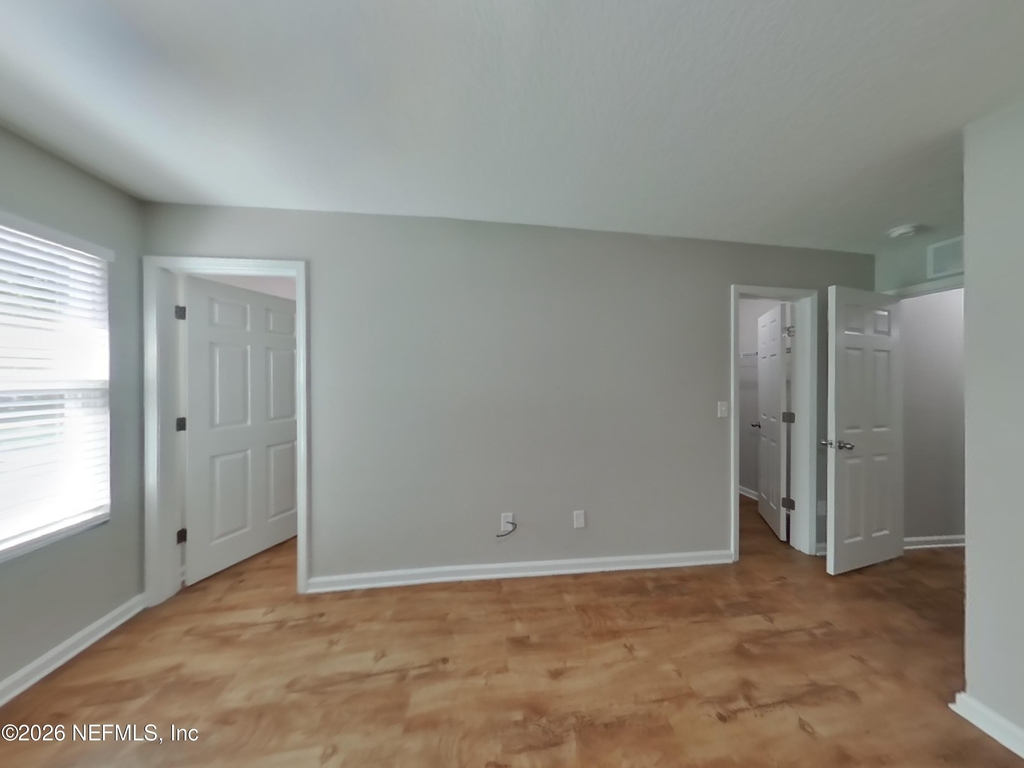 4480 Glendas Meadow Drive - Photo 4