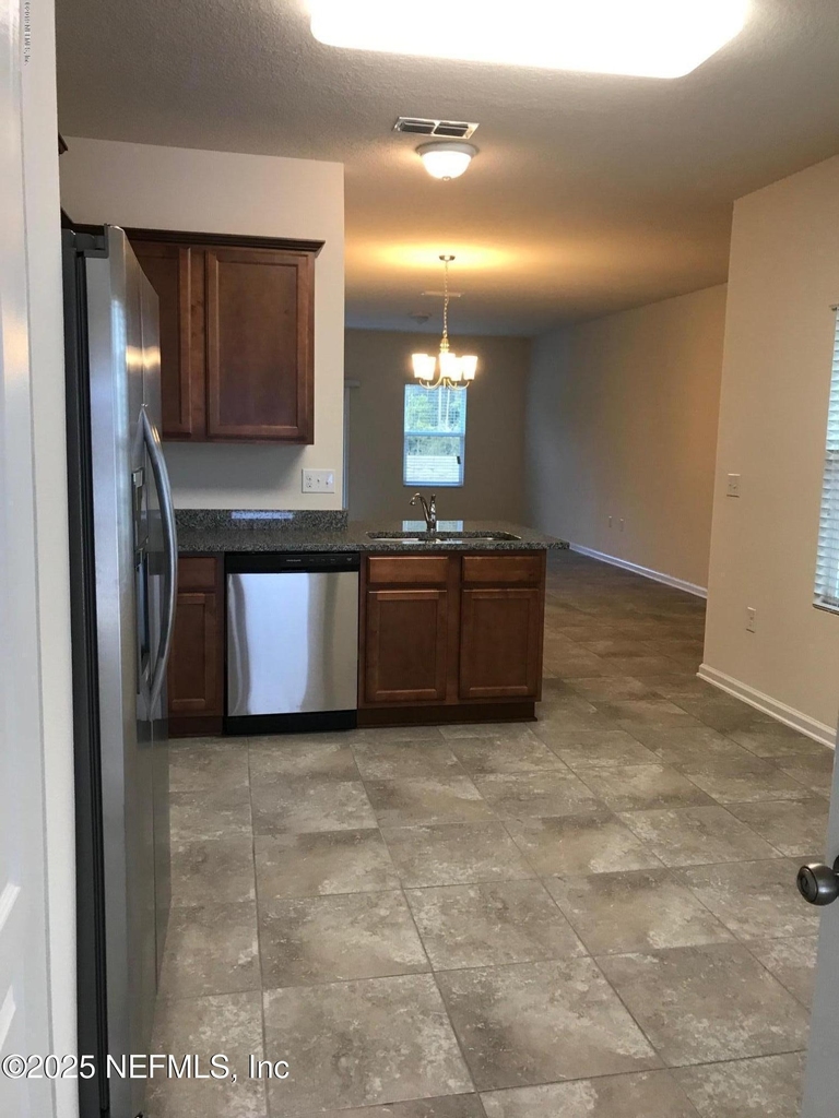 663 Servia Drive - Photo 4