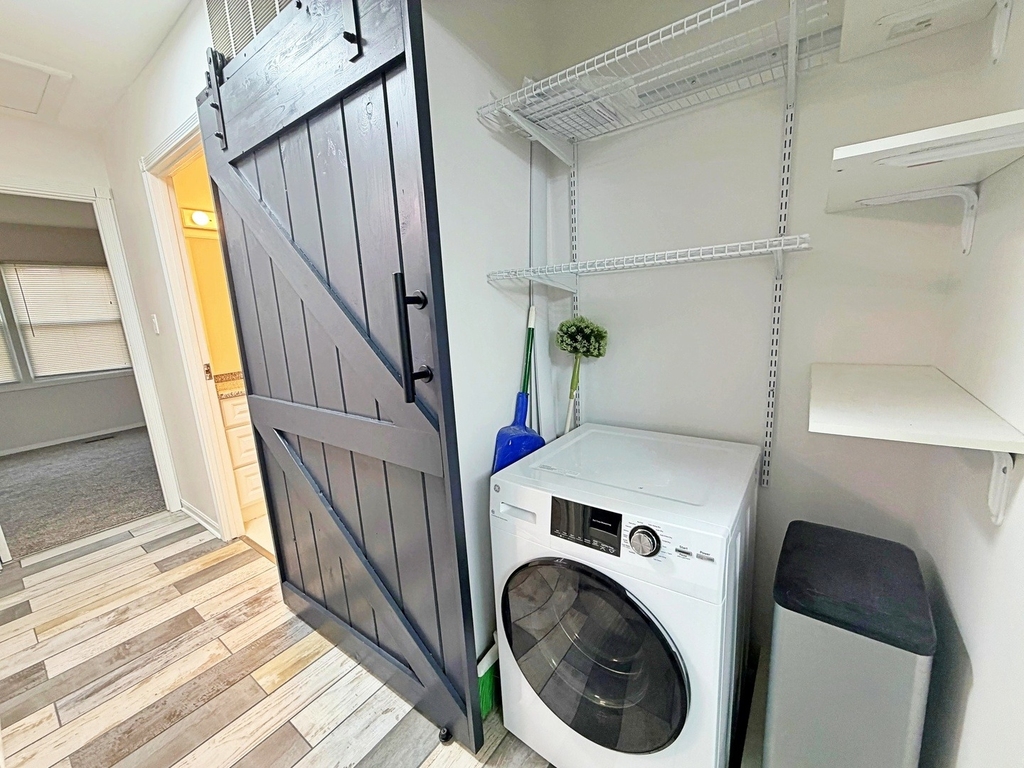 440 Lear Court - Photo 11