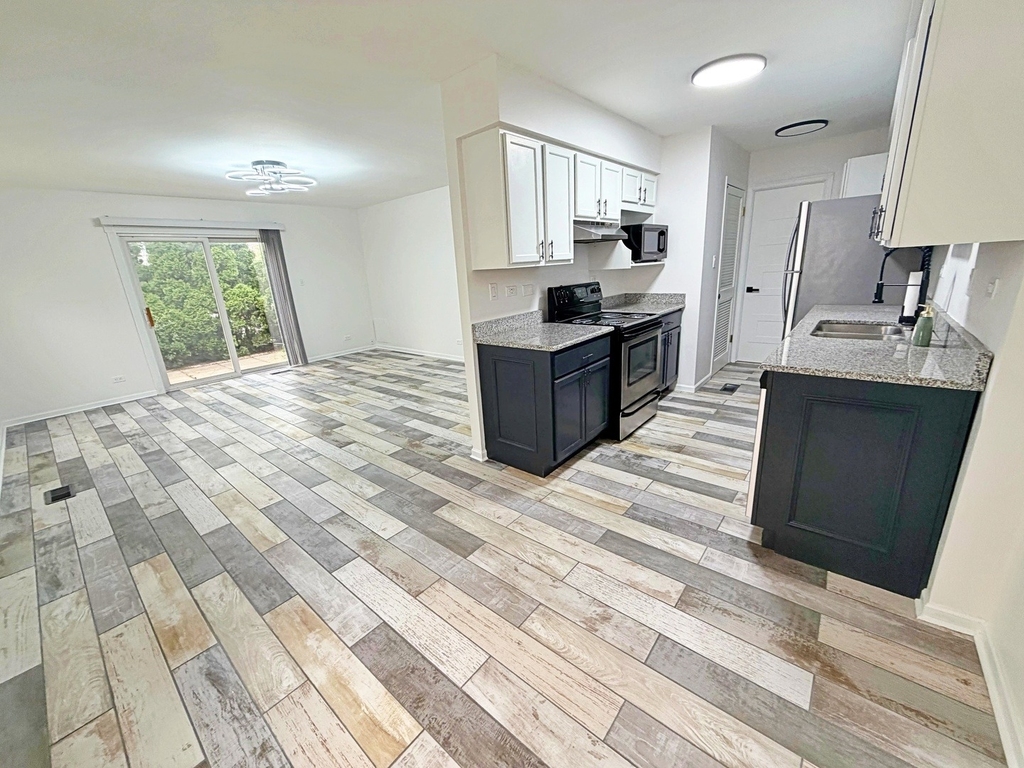 440 Lear Court - Photo 1