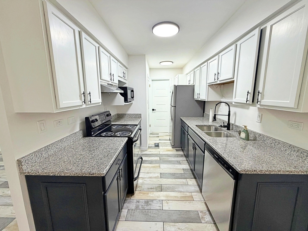 440 Lear Court - Photo 3
