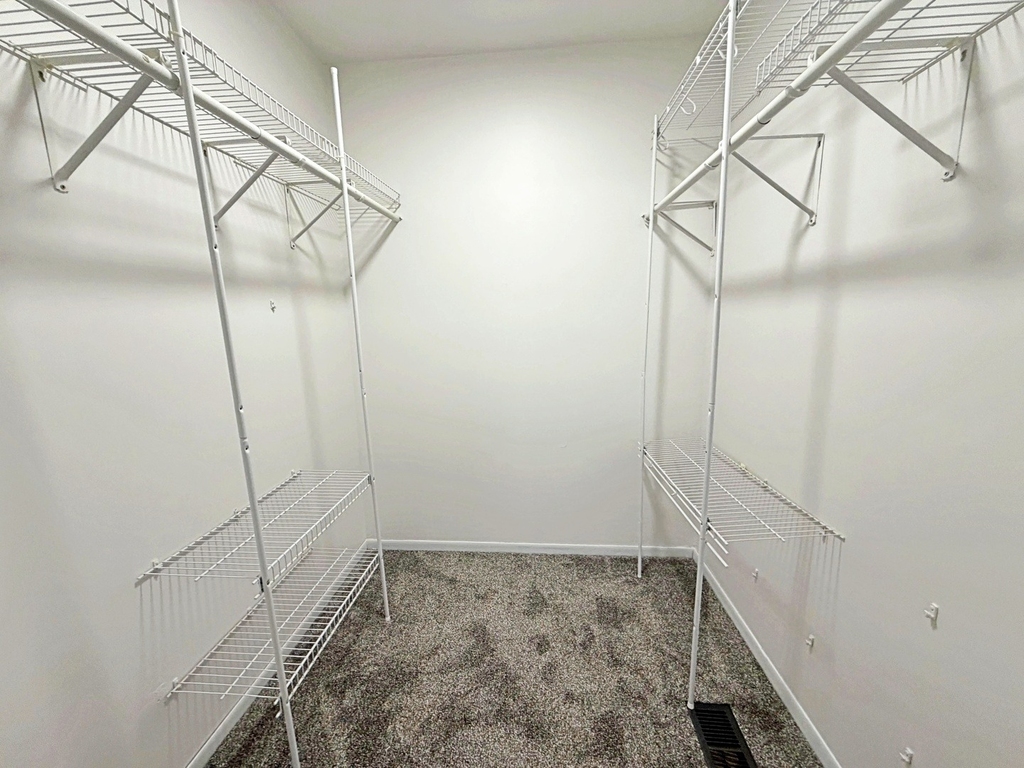 440 Lear Court - Photo 6