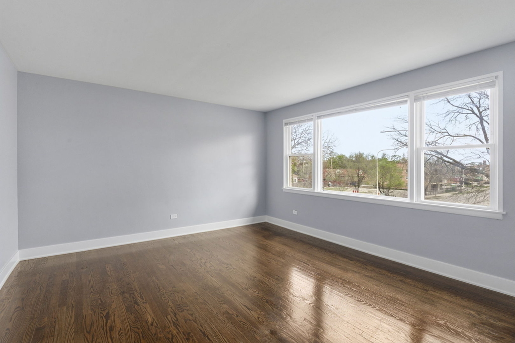 7900 S Merrill Avenue - Photo 5