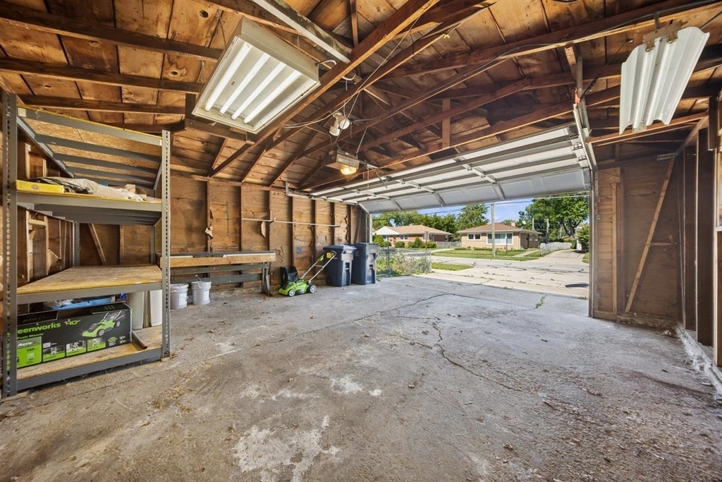 1798 Howard Avenue - Photo 11