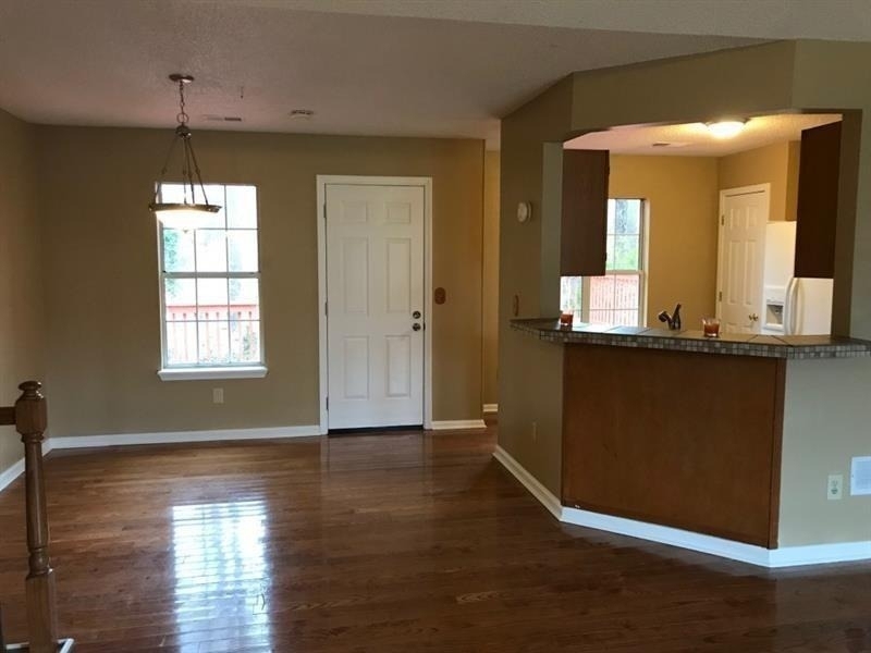 2989 Garland Drive - Photo 2