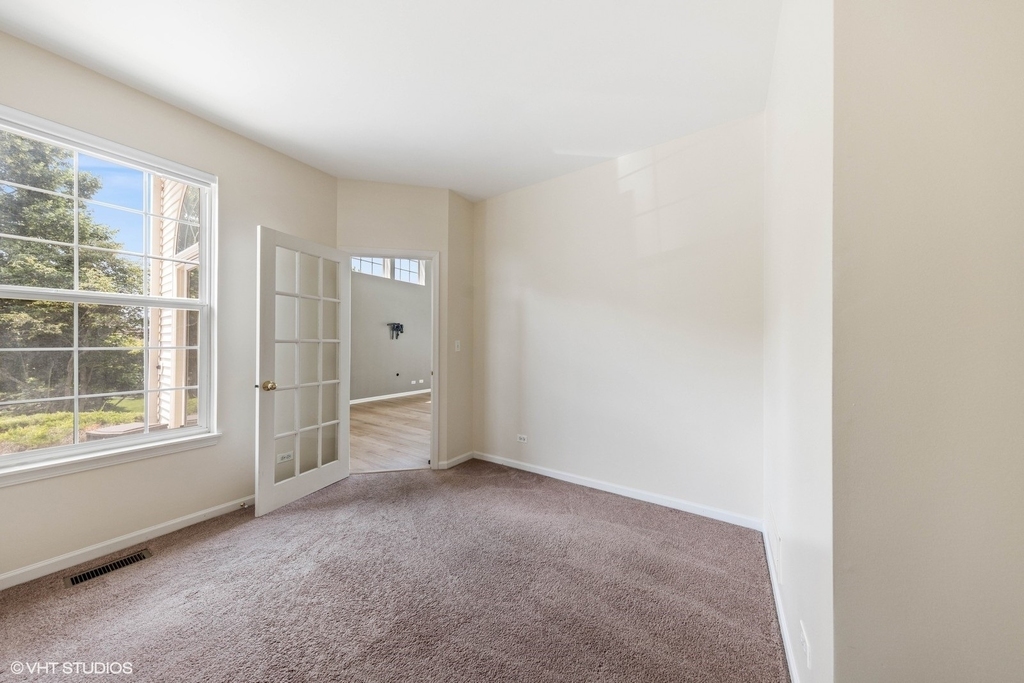 7 Edgebrook Court - Photo 5
