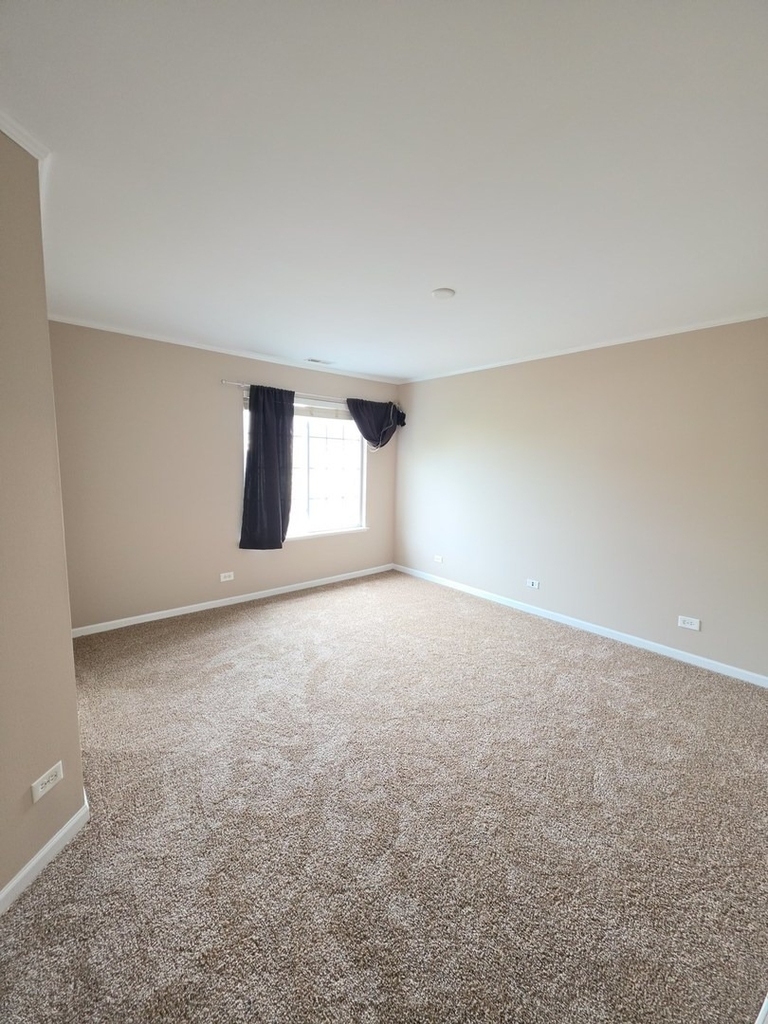 369 Evergreen Circle - Photo 11