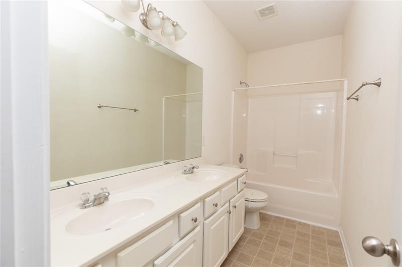 300 Mckendree Court - Photo 24