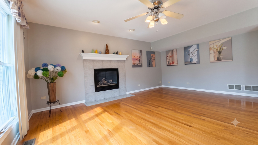 1925 Danube Way - Photo 8