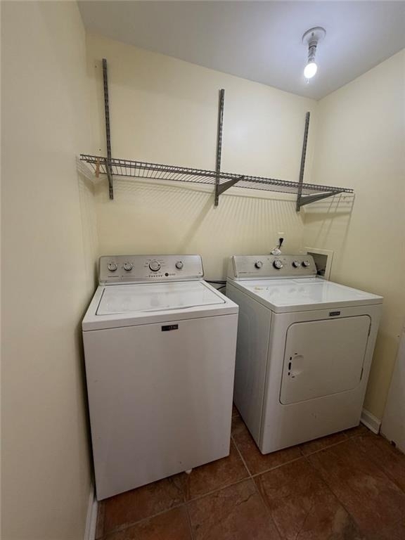 2720 Hollywood Drive - Photo 19