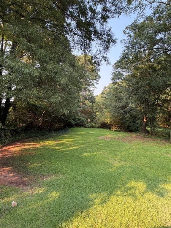 2720 Hollywood Drive - Photo 1