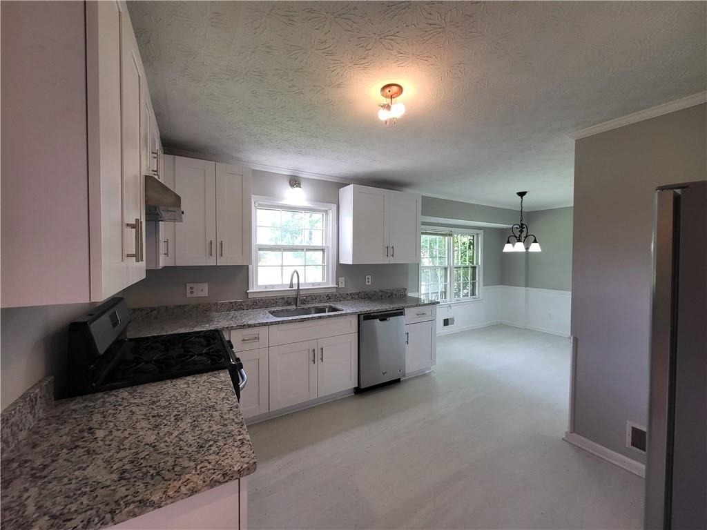 4548 Shallowford Road - Photo 4