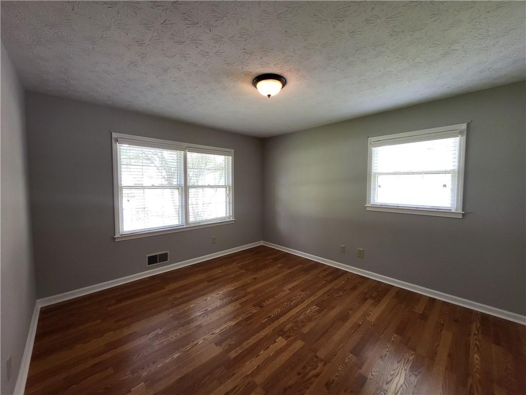 4548 Shallowford Road - Photo 11